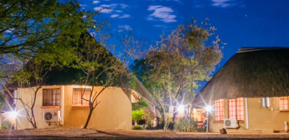 Lesoma Valley Lodge 卡萨内 外观 照片