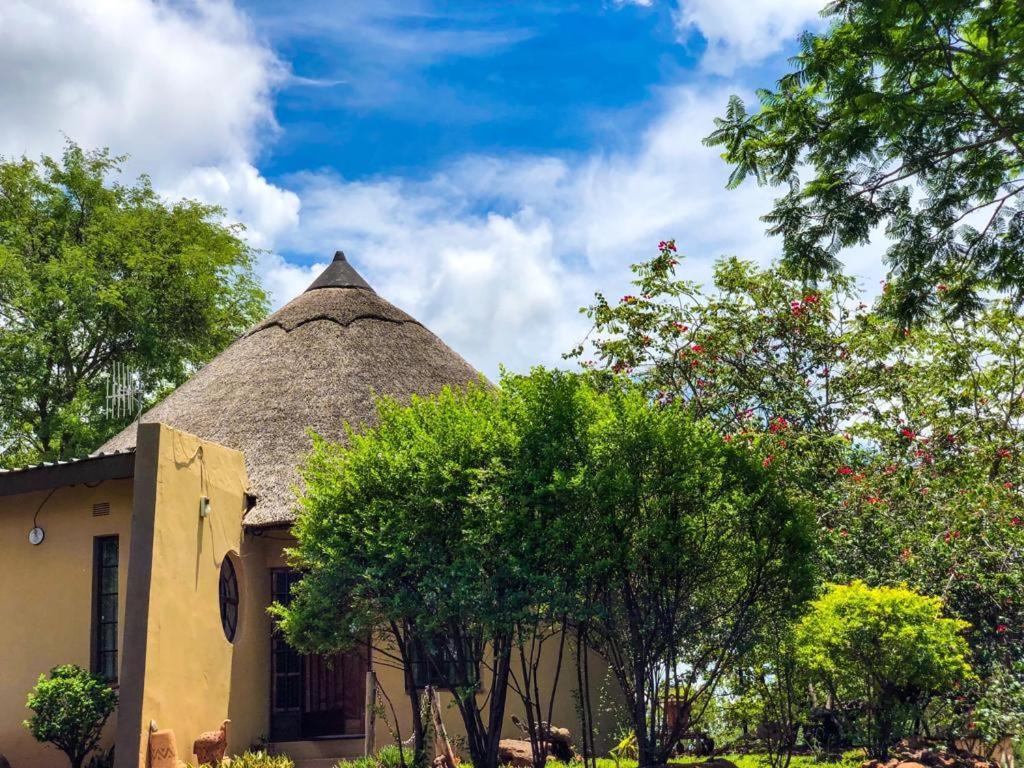 Lesoma Valley Lodge 卡萨内 外观 照片